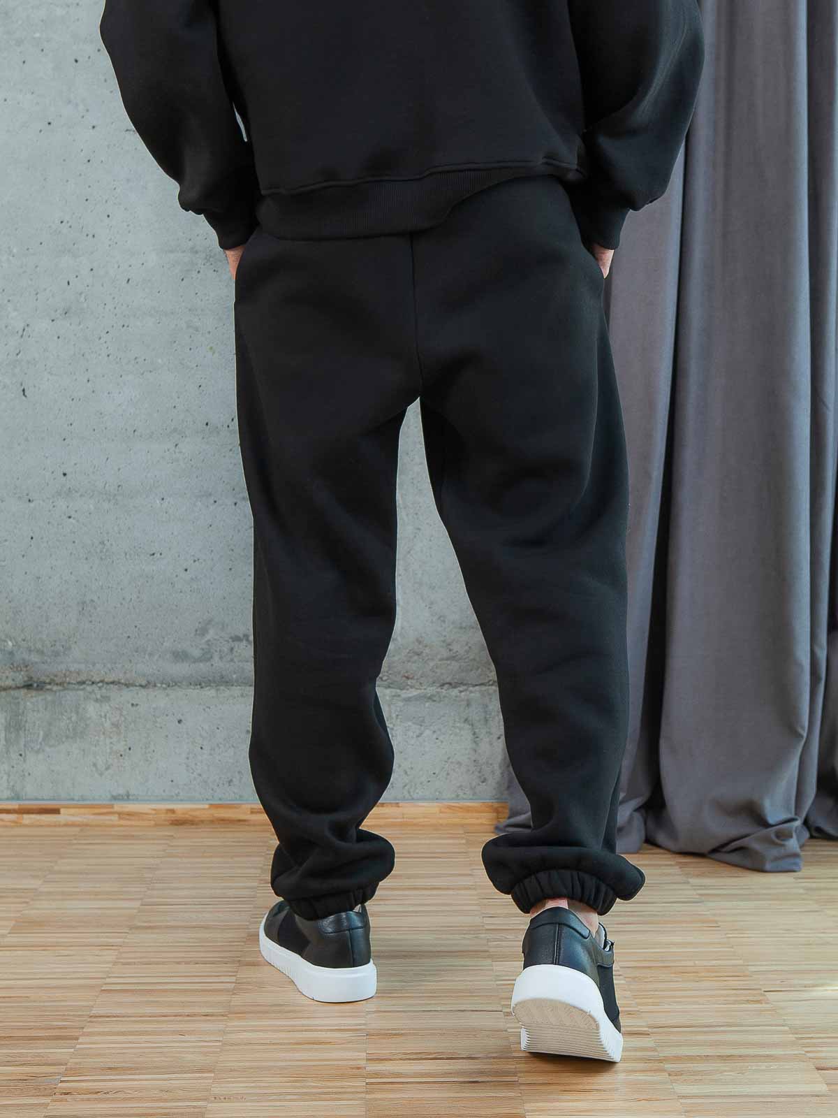 Картинка Чорні штани